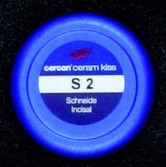 Cercon Ceram Kiss - масса режущнго края шнайде S2, 75г